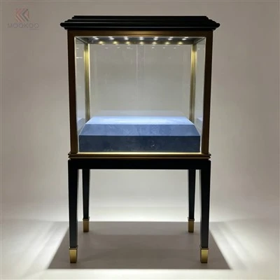 Desain Interior Toko Emas Super V