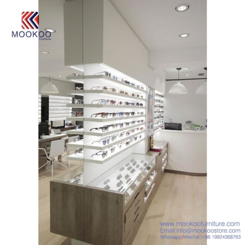 Lemari Display Optik Dengan Serat Kayu