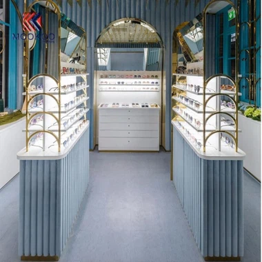Toko Kacamata Modern Dekorasi Interior Menampilkan Kabinet Display