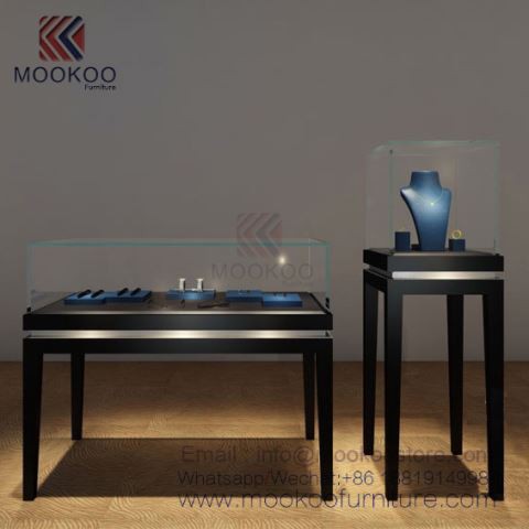 Tampilan Perhiasan Modern